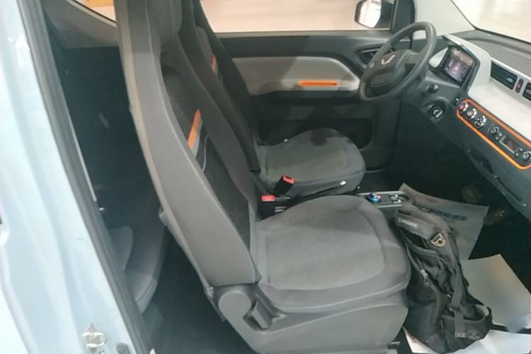Used Wuling Hongguang MINIEV 2020 Freedom Version Lithium Iron Phosphate Right Front Seat