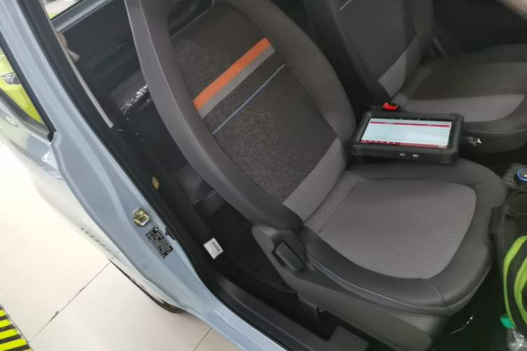 Used Wuling Hongguang MINIEV 2020 Freedom Version Lithium Iron Phosphate Right Front Seat