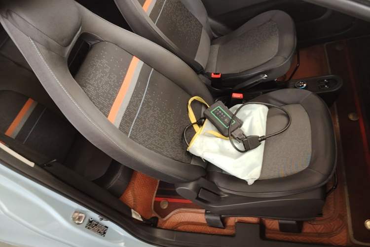 Used Wuling Hongguang MINIEV 2020 Freedom Version Lithium Iron Phosphate Right Front Seat