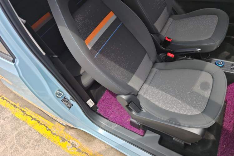 Used Wuling Hongguang MINIEV 2020 Enjoy Edition Lithium-Ion Battery Right Front Seat