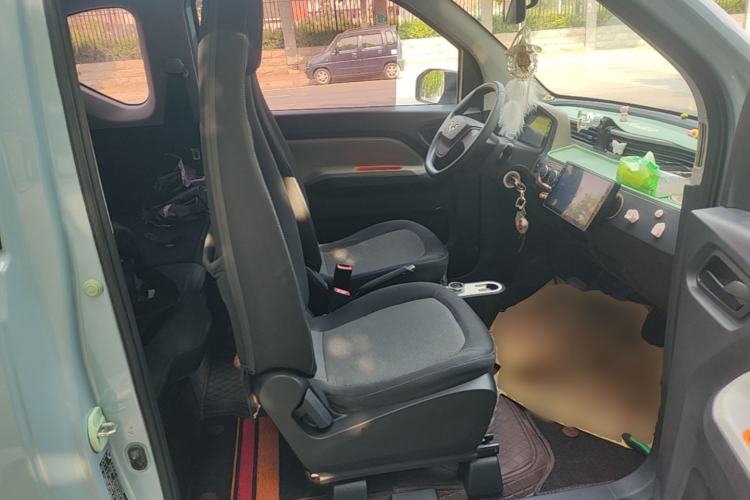 Used Wuling Hongguang MINIEV 2020 Enjoyment Model Lithium Iron Phosphate Right Front Seat