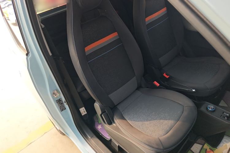 Used Wuling Hongguang MINIEV 2020 Enjoyment Model Lithium Iron Phosphate Right Front Seat