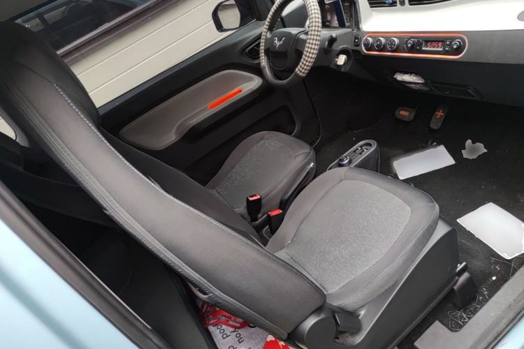 Used Wuling Hongguang MINIEV 2020 Freedom Version Lithium Iron Phosphate Right Front Seat