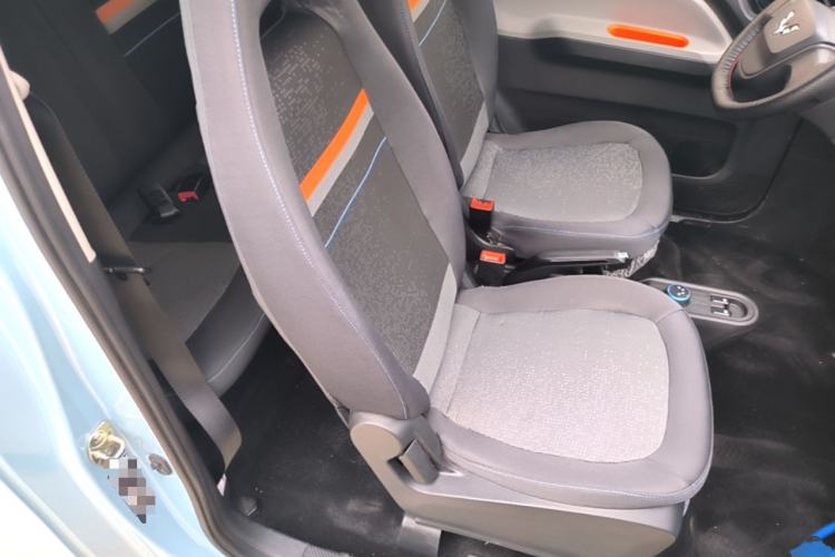 Used Wuling Hongguang MINIEV 2020 Freedom Version Lithium Iron Phosphate Right Front Seat