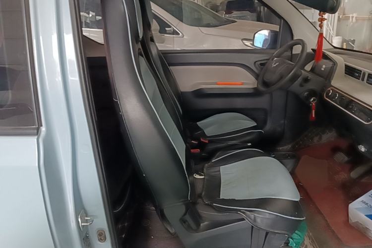 Used Wuling Hongguang MINIEV 2020 Zizai Version Lithium-NMC Right Front Seat
