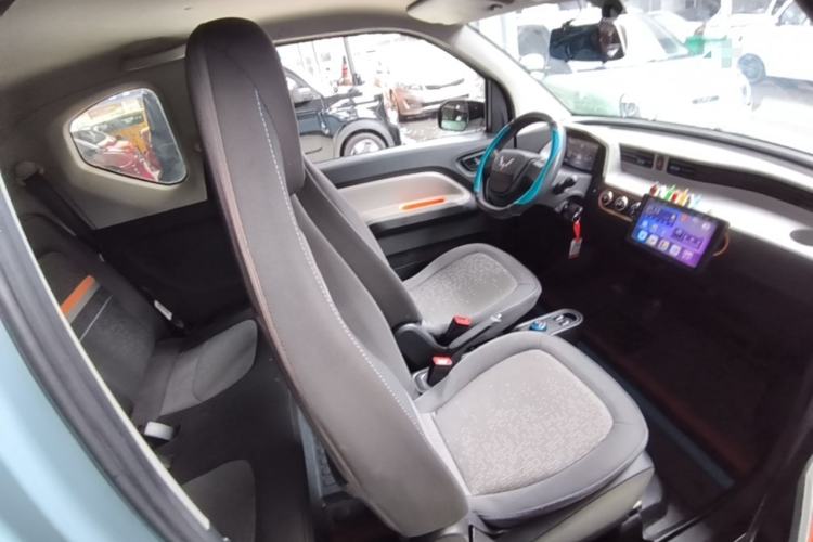 Used Wuling Hongguang MINIEV 2020 Freedom Version Lithium Iron Phosphate Right Front Seat