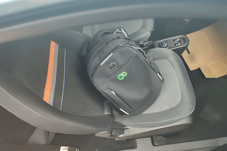 Used Wuling Hongguang MINIEV 2020 Freedom Version Lithium Iron Phosphate Right Front Seat