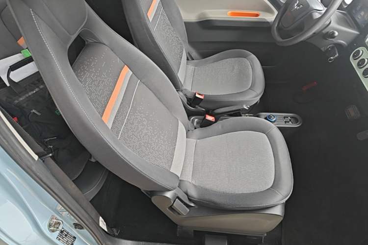 Used Wuling Hongguang MINIEV 2020 Freedom Version Lithium Iron Phosphate Right Front Seat