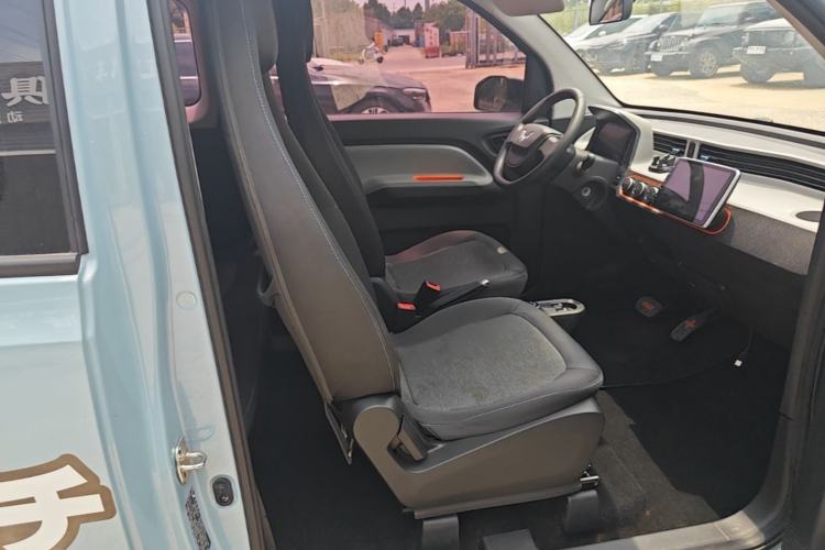 Used Wuling Hongguang MINIEV 2020 Zizai Version Lithium-NMC Right Front Seat