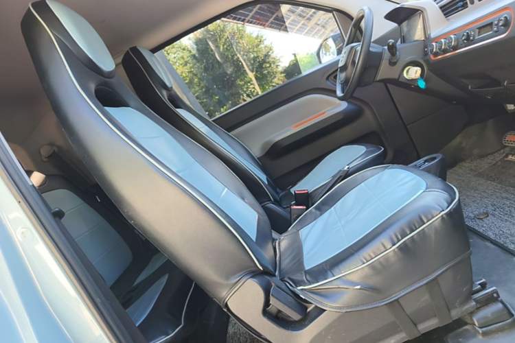 Used Wuling Hongguang MINIEV 2020 Freedom Version Lithium Iron Phosphate Right Front Seat