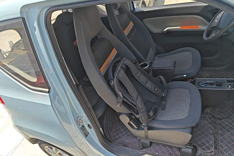 Used Wuling Hongguang MINIEV 2020 Enjoyment Model Lithium Iron Phosphate Right Front Seat