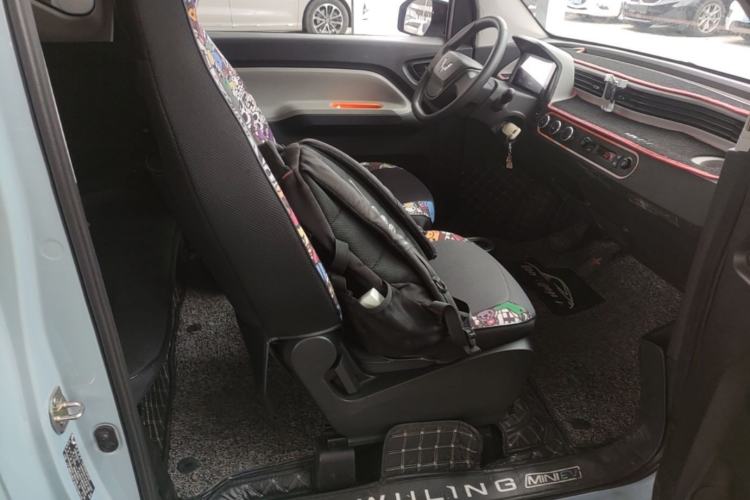 Used Wuling Hongguang MINIEV 2020 Freedom Version Lithium Iron Phosphate Right Front Seat