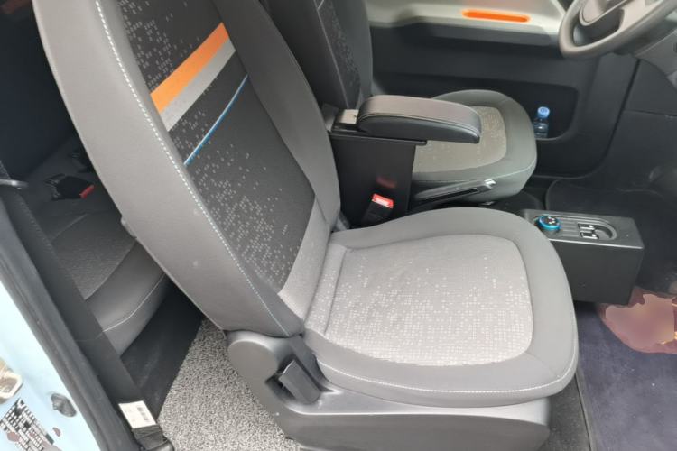 Used Wuling Hongguang MINIEV 2020 Zizai Version Lithium-NMC Right Front Seat