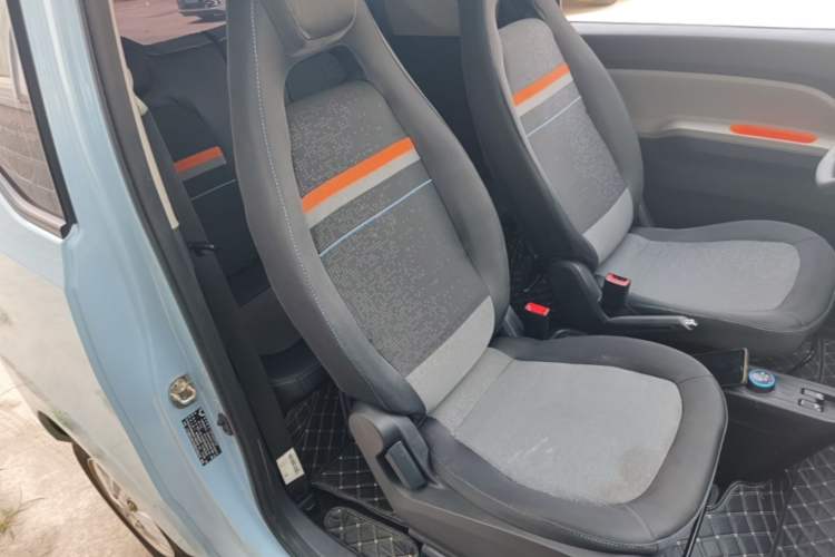 Used Wuling Hongguang MINIEV 2020 Freedom Version Lithium Iron Phosphate Right Front Seat