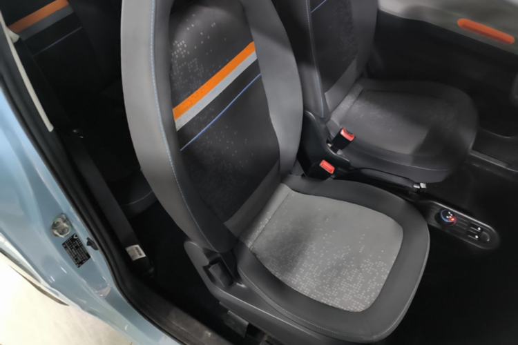 Used Wuling Hongguang MINIEV 2020 Zizai Version Lithium-NMC Right Front Seat