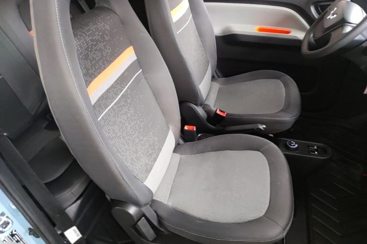 Used Wuling Hongguang MINIEV 2020 Enjoyment Model Lithium Iron Phosphate Right Front Seat