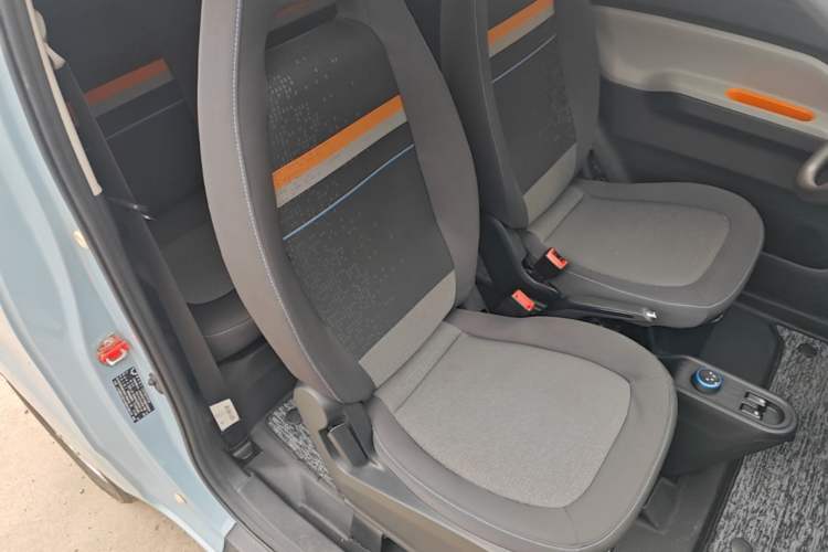 Used Wuling Hongguang MINIEV 2020 Freedom Version Lithium Iron Phosphate Right Front Seat