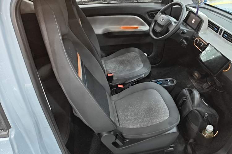 Used Wuling Hongguang MINIEV 2020 Zizai Version Lithium-NMC Right Front Seat