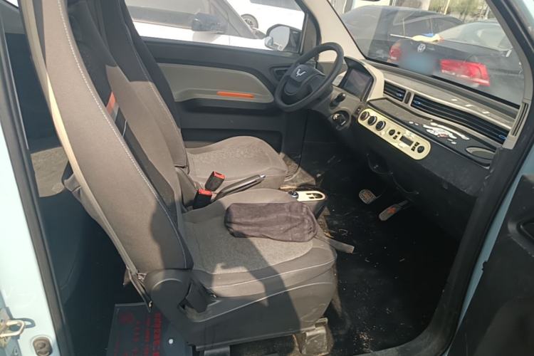 Used Wuling Hongguang MINIEV 2020 Freedom Version Lithium Iron Phosphate Right Front Seat