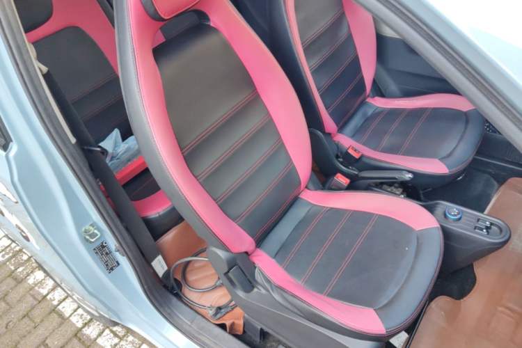 Used Wuling Hongguang MINIEV 2020 Freedom Version Lithium Iron Phosphate Right Front Seat