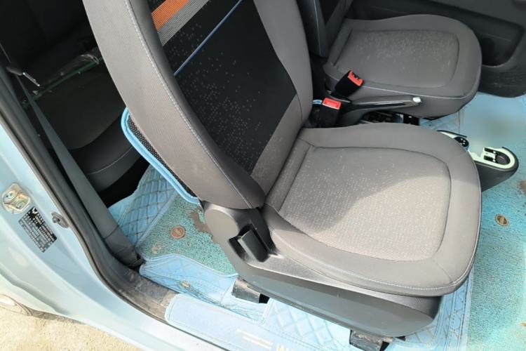 Used Wuling Hongguang MINIEV 2020 Freedom Version Lithium Iron Phosphate Right Front Seat