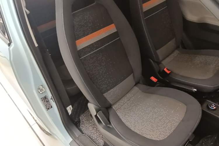 Used Wuling Hongguang MINIEV 2020 Enjoy Edition Lithium-Ion Battery Right Front Seat