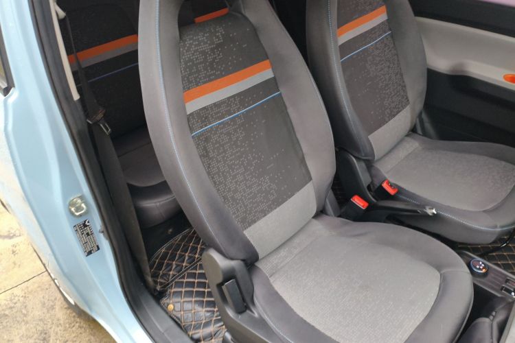 Used Wuling Hongguang MINIEV 2020 Enjoyment Model Lithium Iron Phosphate Right Front Seat
