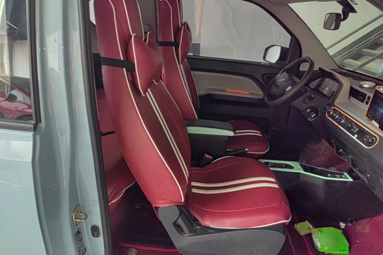 Used Wuling Hongguang MINIEV 2020 Zizai Version Lithium-NMC Right Front Seat