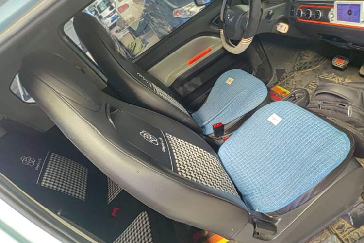 Used Wuling Hongguang MINIEV 2020 Freedom Version Lithium Iron Phosphate Right Front Seat