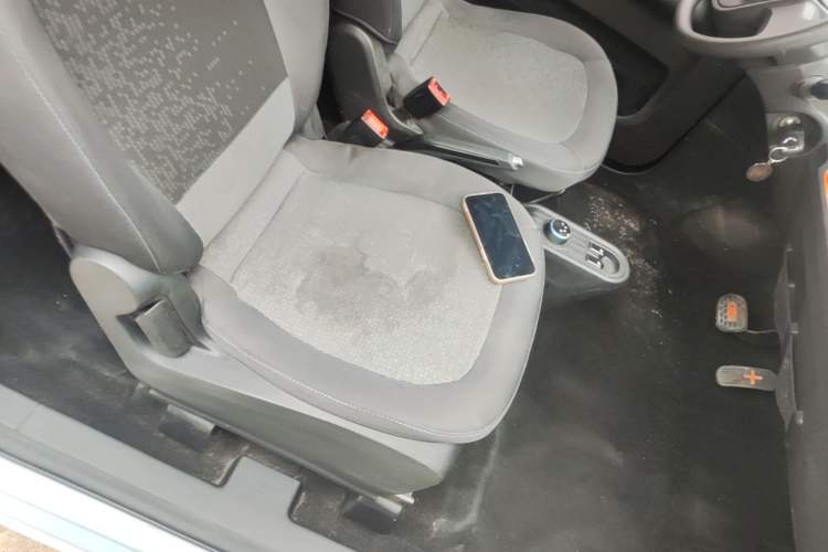 Used Wuling Hongguang MINIEV 2020 Zizai Version Lithium-NMC Right Front Seat