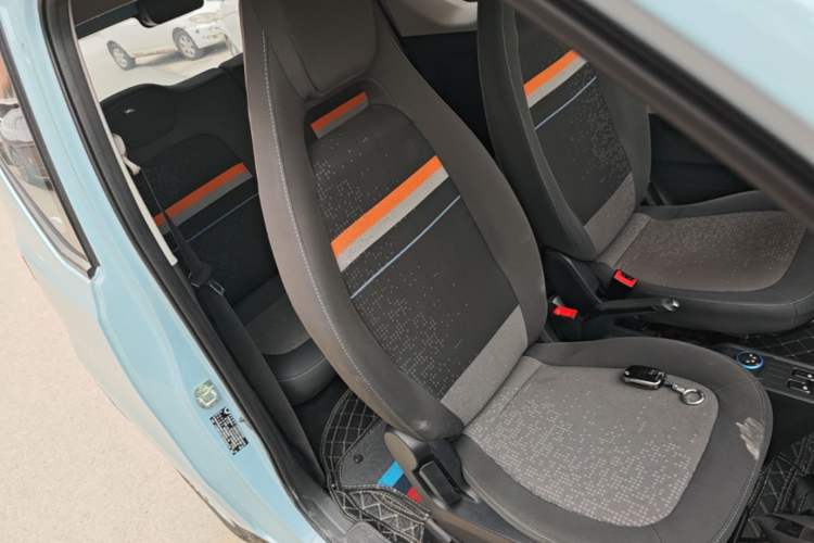 Used Wuling Hongguang MINIEV 2020 Freedom Version Lithium Iron Phosphate Right Front Seat