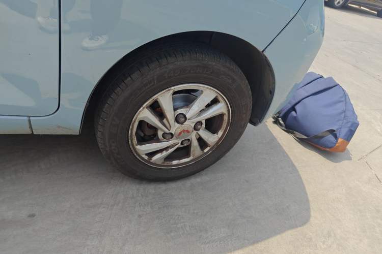 Used Wuling Hongguang MINIEV 2020 Enjoyment Model Lithium Iron Phosphate Right Front Wheel Hub