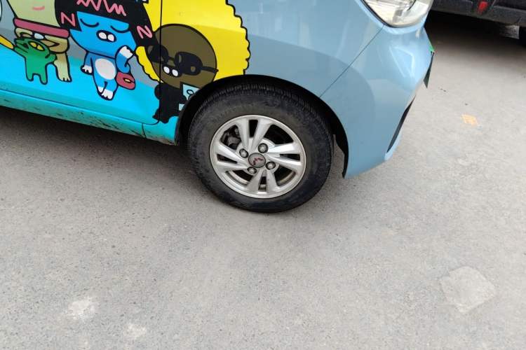 Used Wuling Hongguang MINIEV 2020 Enjoyment Model Lithium Iron Phosphate Right Front Wheel Hub