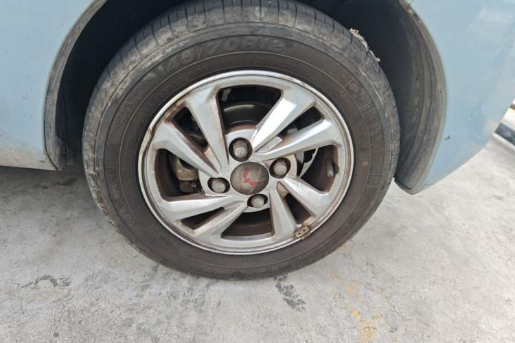 Used Wuling Hongguang MINIEV 2020 Enjoyment Model Lithium Iron Phosphate Right Front Wheel Hub