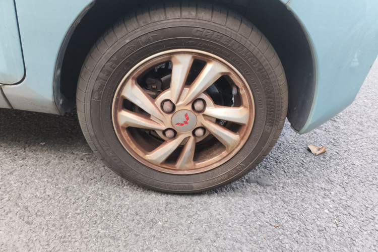Used Wuling Hongguang MINIEV 2020 Enjoyment Model Lithium Iron Phosphate Right Front Wheel Hub