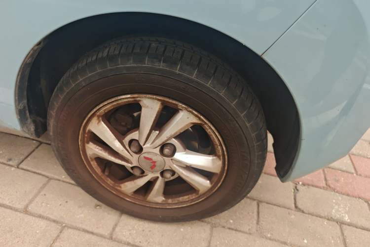 Used Wuling Hongguang MINIEV 2020 Freedom Version Lithium Iron Phosphate Right Front Wheel Hub