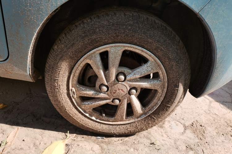 Used Wuling Hongguang MINIEV 2020 Freedom Version Lithium Iron Phosphate Right Front Wheel Hub