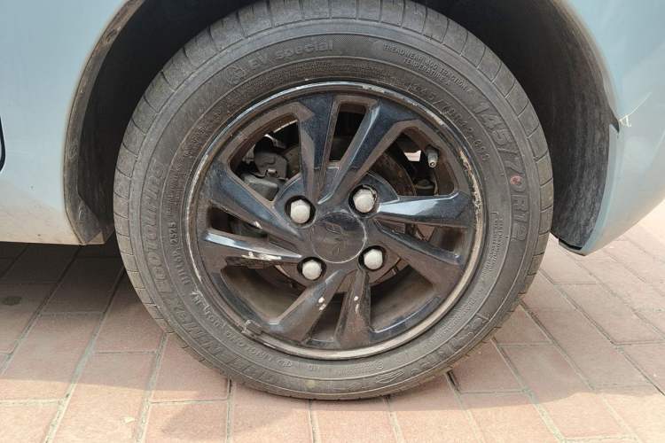 Used Wuling Hongguang MINIEV 2020 Enjoyment Model Lithium Iron Phosphate Right Front Wheel Hub