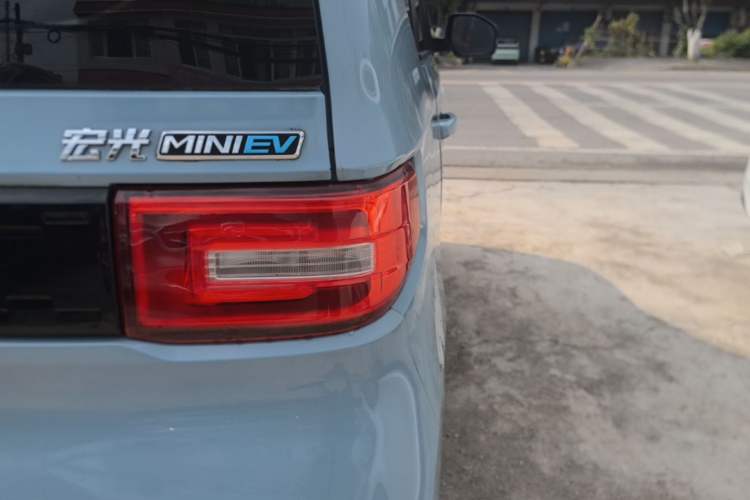 Used Wuling Hongguang MINIEV 2020 Enjoy Edition Lithium-Ion Battery Right Rear Taillight