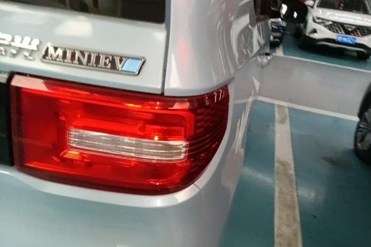 Used Wuling Hongguang MINIEV 2020 Enjoy Edition Lithium-Ion Battery Right Rear Taillight