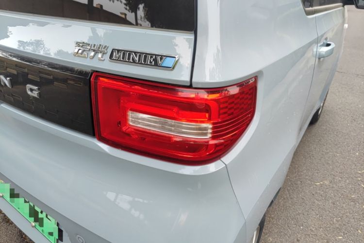 Used Wuling Hongguang MINIEV 2020 Freedom Version Lithium Iron Phosphate Right Rear Taillight