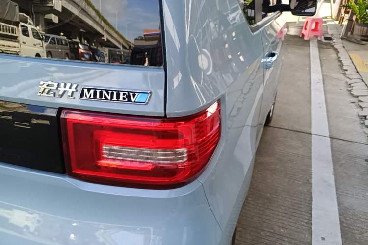 Used Wuling Hongguang MINIEV 2020 Enjoyment Model Lithium Iron Phosphate Right Rear Taillight