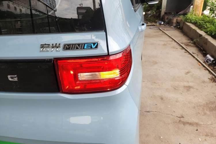 Used Wuling Hongguang MINIEV 2020 Enjoy Edition Lithium-Ion Battery Right Rear Taillight