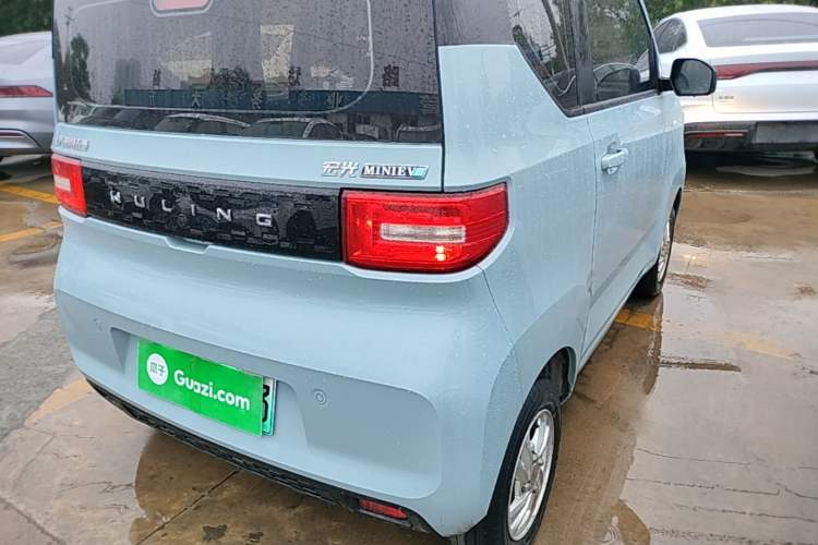 Used Wuling Hongguang MINIEV 2020 Freedom Version Lithium Iron Phosphate Right Rear Taillight