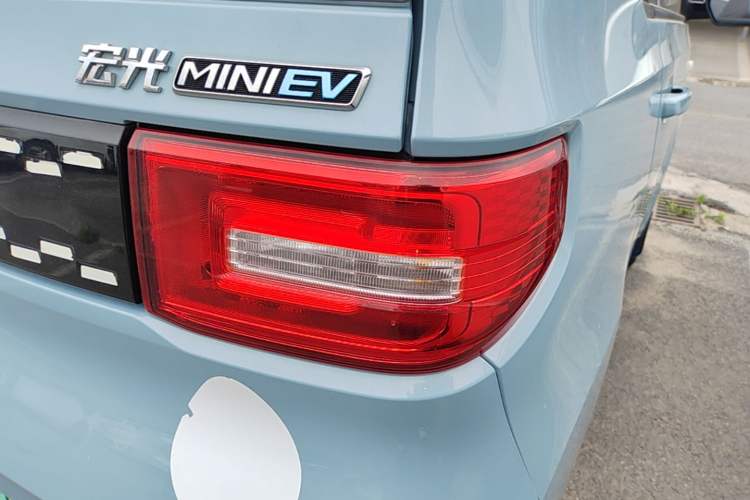 Used Wuling Hongguang MINIEV 2020 Enjoy Edition Lithium-Ion Battery Right Rear Taillight