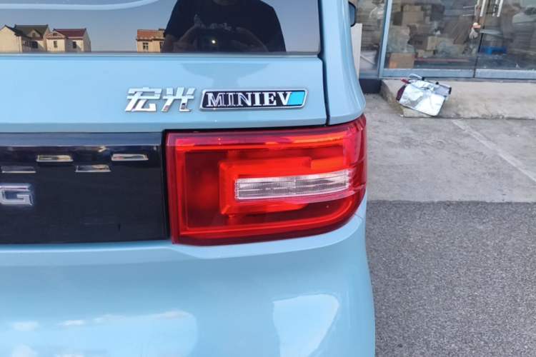 Used Wuling Hongguang MINIEV 2020 Enjoyment Model Lithium Iron Phosphate Right Rear Taillight