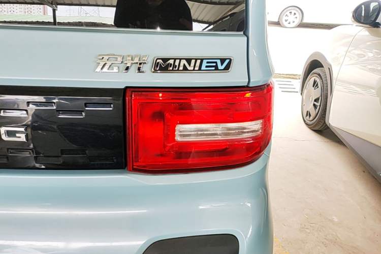 Used Wuling Hongguang MINIEV 2020 Enjoy Edition Lithium-Ion Battery Right Rear Taillight