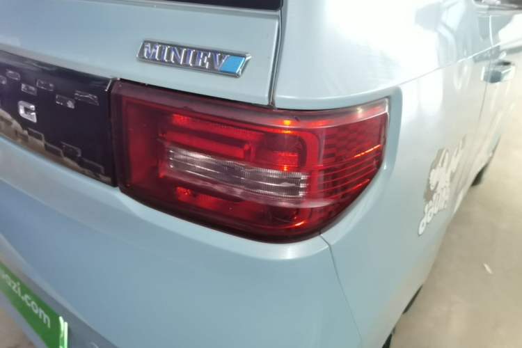 Used Wuling Hongguang MINIEV 2020 Enjoyment Model Lithium Iron Phosphate Right Rear Taillight