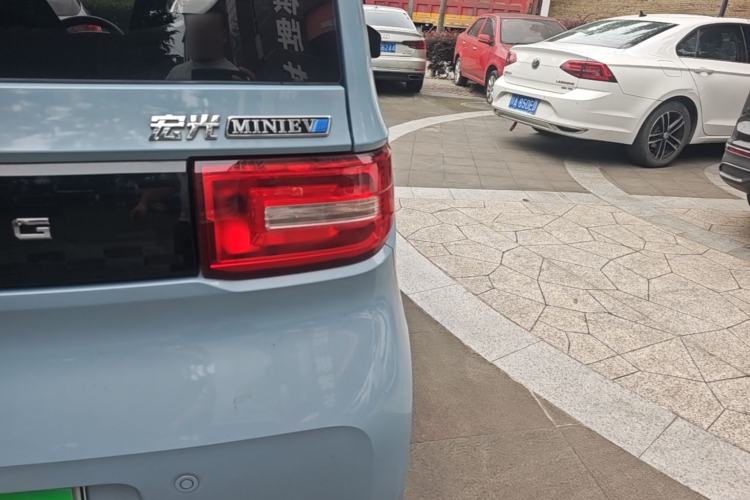 Used Wuling Hongguang MINIEV 2020 Enjoy Edition Lithium-Ion Battery Right Rear Taillight