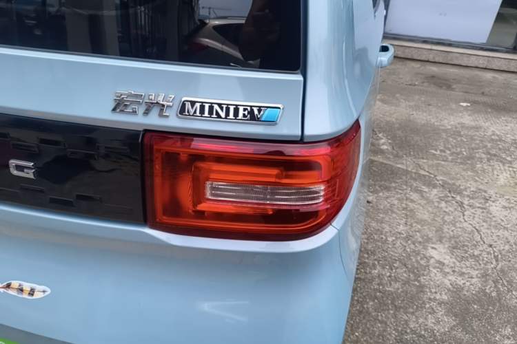 Used Wuling Hongguang MINIEV 2020 Enjoyment Model Lithium Iron Phosphate Right Rear Taillight